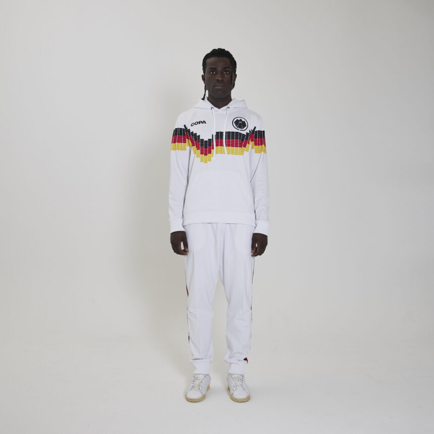 Premium PKxCOPA Tracksuit Weiß - Hoodie und Hose – Bild 2