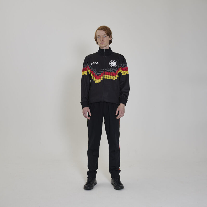 Premium PKxCOPA Tracksuit Schwarz - Jacke und Hose – Bild 2